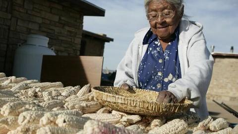 hopi_elder_drying_corn