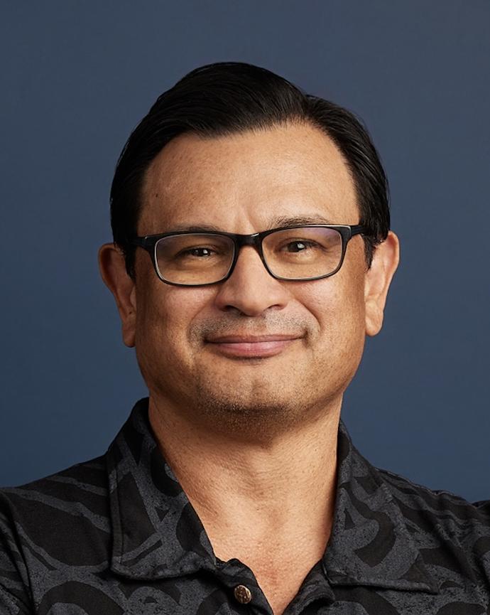 Headshot of Randall Akee.